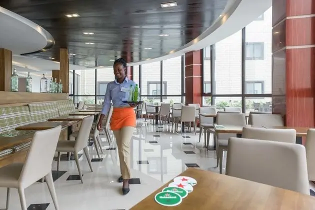 Süit, Havuz Kullanımı (Diplomat)