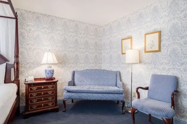 Deluxe Oda, 1 Büyük (Queen) Boy Yatak