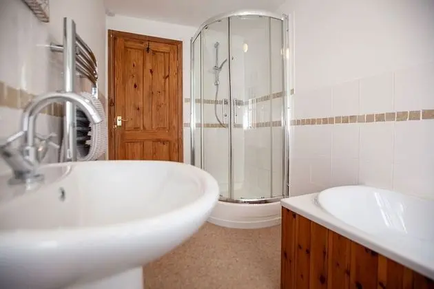 Kır Evi, Özel Banyo