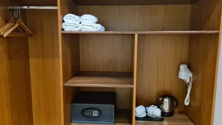 Tek Büyük Yataklı Oda
