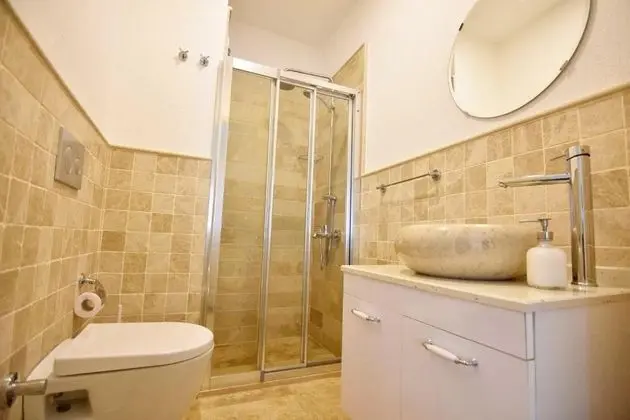 Çift Kişilik, Şehir Manzaralı, 1. Kat