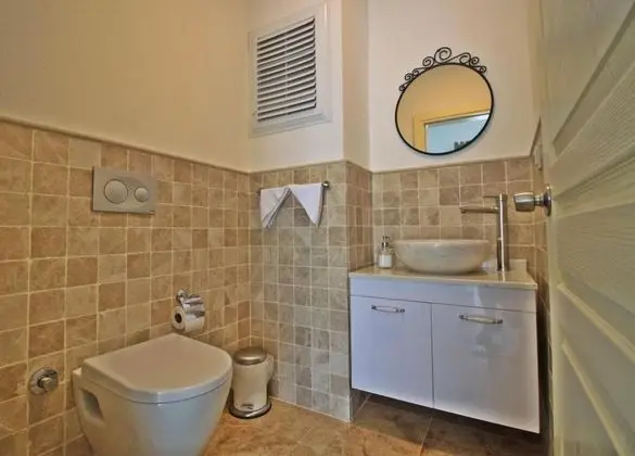 Çift Kişilik, Şehir Manzaralı, 1. Kat