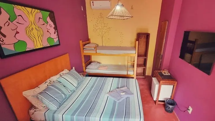 Suite design, 1 cama de casal com sofa-cama, Banheiro privativo, VIsta para a piscina--