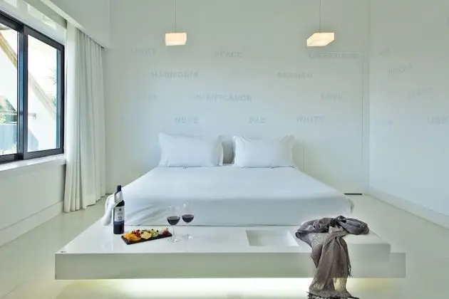 Design Tek Büyük veya İki Ayrı Yataklı Oda