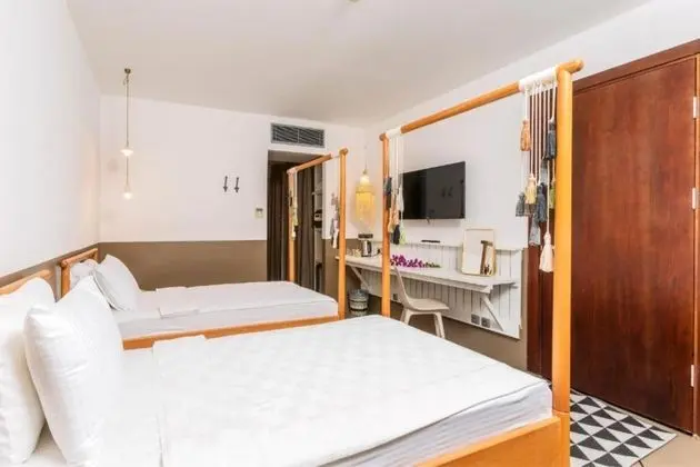 Deluxe Room,Havuz Manzaralı