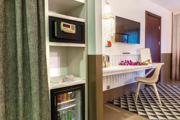 Superior Room,Bahçe Manzaralı,Balkonlu