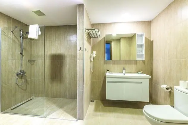 Two Bedroom Deluxe Oda, Havuz Manzaralı