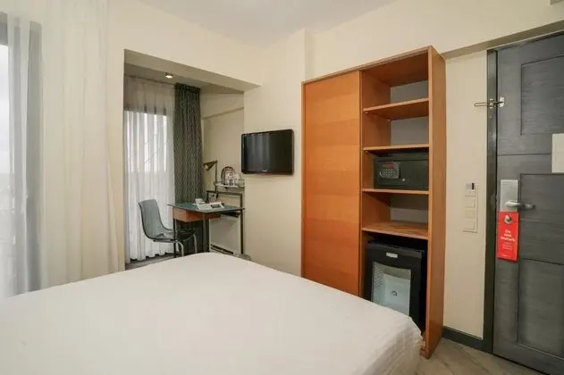 Standart Oda, Şehir Manzaralı