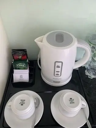 Deluxe Tek Büyük Yataklı Oda, Kısmi Deniz Manzaralı