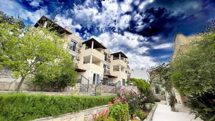 Aile Odası, Deniz Manzaralı, Mutfaklı