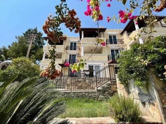 Aile Odası, Deniz Manzaralı, Mutfaklı