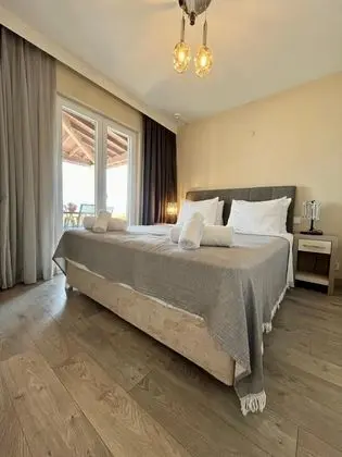 Aile Odası, Deniz Manzaralı, Mutfaklı