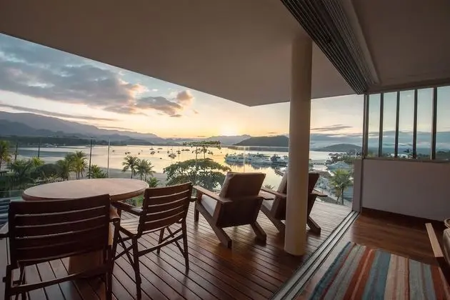 Süit, Okyanus Manzaralı (Fasano)