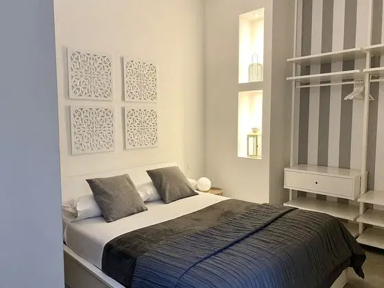 Design Apart Daire, 1 Büyük (Queen) Boy Yatak ve Çekyat, Sigara İçilmez, Avlu Manzaralı