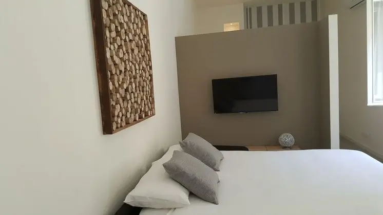 Design Apart Daire, 1 Büyük (Queen) Boy Yatak ve Çekyat, Sigara İçilmez, Avlu Manzaralı