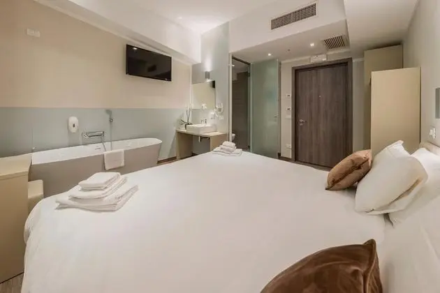 Comfort Tek Büyük veya İki Ayrı Yataklı Oda