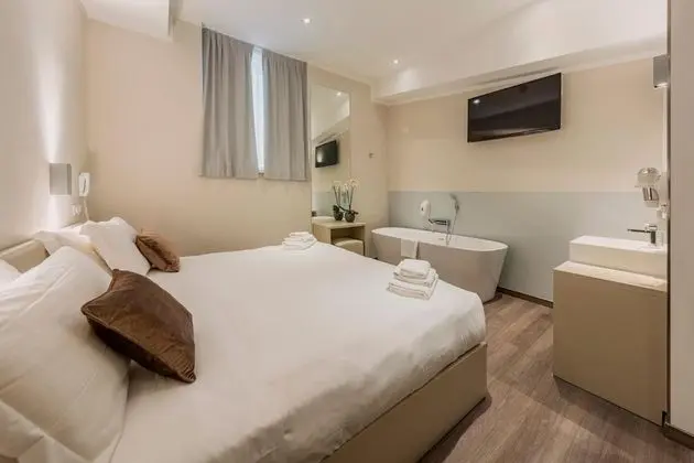 Comfort Tek Büyük veya İki Ayrı Yataklı Oda