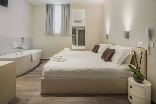 Comfort Tek Büyük veya İki Ayrı Yataklı Oda