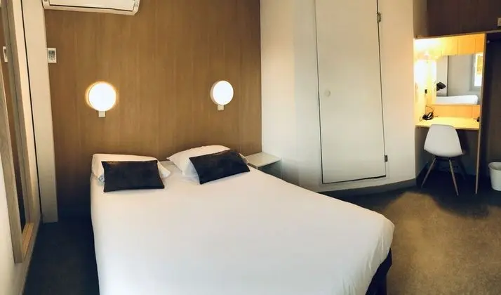 Tek Büyük Yataklı Oda, Özel Banyo