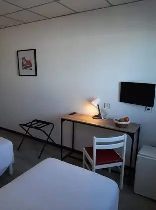 Üç Kişilik Oda