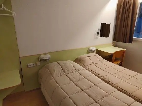 İki Ayrı Yataklı Oda