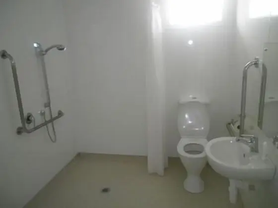 Üç Kişilik Oda