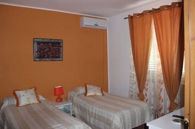 Tek Büyük Yataklı Oda, Özel Banyo (external)