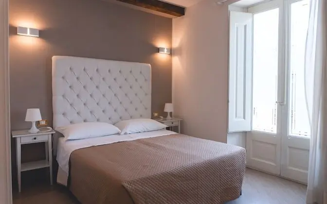 Deluxe Tek Büyük Yataklı Oda, Balkon