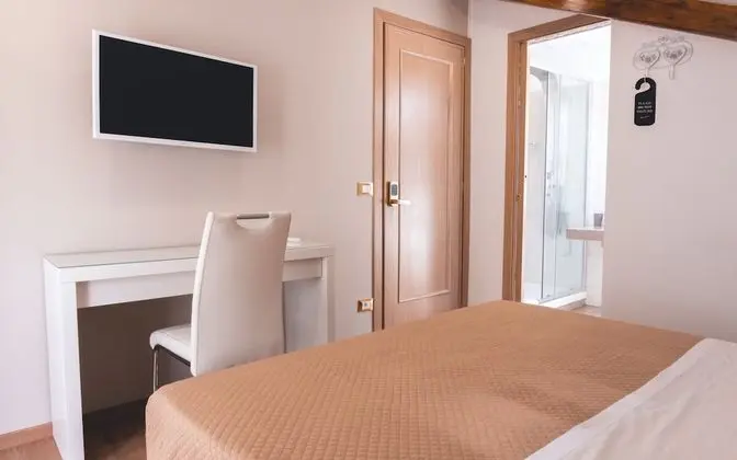 Deluxe Tek Büyük Yataklı Oda, Balkon
