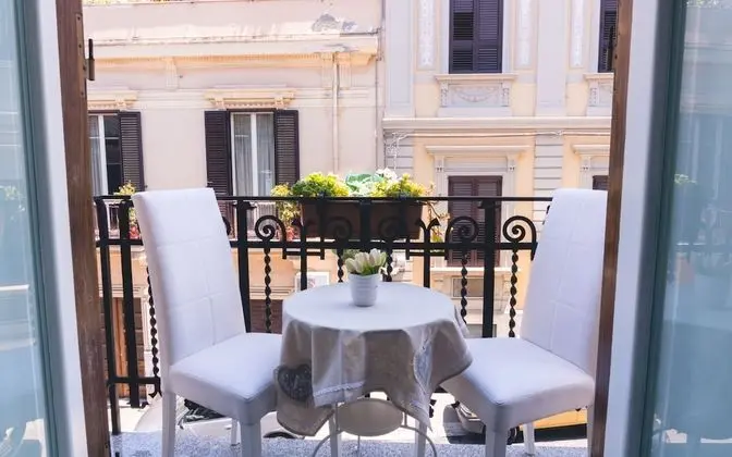 Deluxe Tek Büyük Yataklı Oda, Balkon