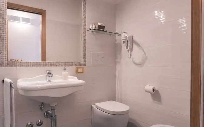 Deluxe Tek Büyük Yataklı Oda, Balkon