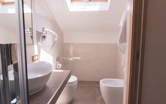 Deluxe Tek Büyük Yataklı Oda, Balkon