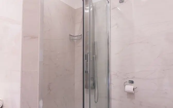 Deluxe Tek Büyük Yataklı Oda, Balkon
