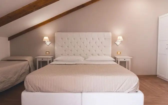 Deluxe Üç Kişilik Oda, Balkon