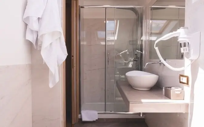 Deluxe Üç Kişilik Oda, Balkon