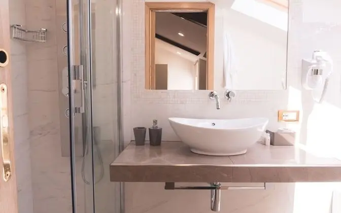 Deluxe Üç Kişilik Oda, Balkon