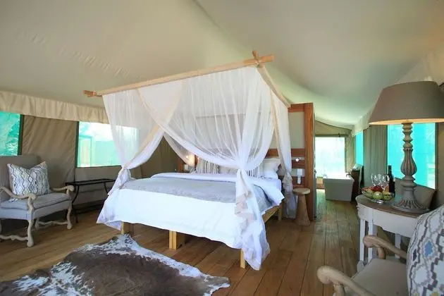 Deluxe Tented Suite