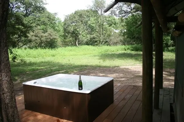 Deluxe Tented Suite