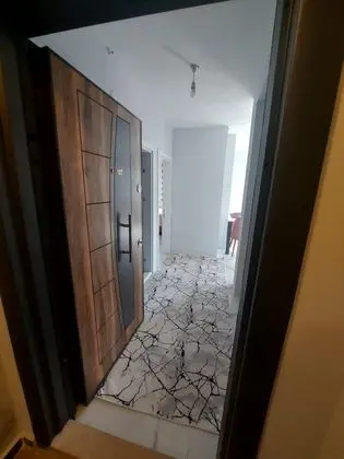 Apart 1+1 Oda, Doğa Manzaralı, Yemek Masası