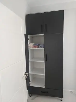 Apart 1+1 Oda, Doğa Manzaralı, Yemek Masası