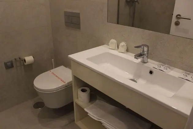 Tek Büyük veya İki Ayrı Yataklı Oda
