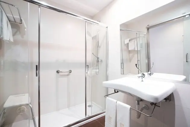 Quarto Individual (Sanctuary View)