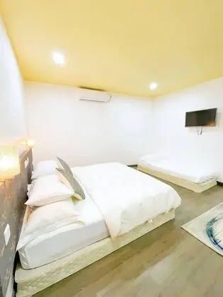 Family Tek Büyük Yataklı Oda