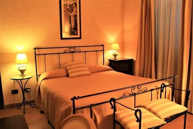 Tek Büyük Yataklı Oda