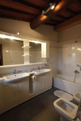 Tek Büyük Yataklı Oda, 1 Büyük (Queen) Boy Yatak, Sigara İçilmez