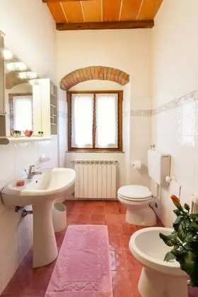 Luxury Apart Daire, 2 Yatak Odası, Özel Banyo, Bahçeli