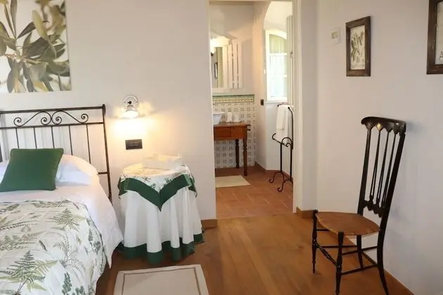 Classic Tek Büyük veya İki Ayrı Yataklı Oda