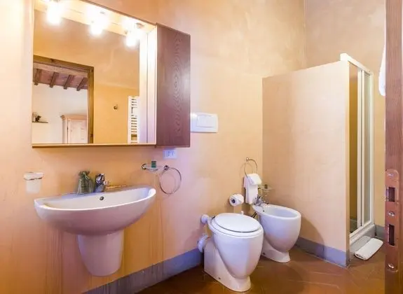 Traditional Apart Daire, 2 Yatak Odası, Havuz Kullanımı, Park Manzaralı (Lavagna)