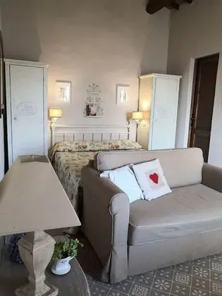 Romantic Stüdyo, Üzüm Asması Manzaralı, Kule