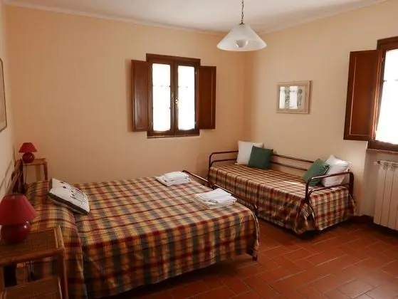 Standard Tek Büyük veya İki Ayrı Yataklı Oda